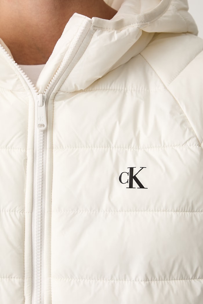 Calvin Klein Jeans prešita jakna ženska LV047G505G bež