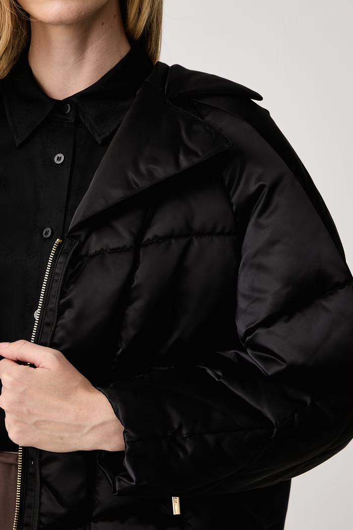 Dámska bunda DAKOTA Marciano by Guess G6BL13.W4449 čierna