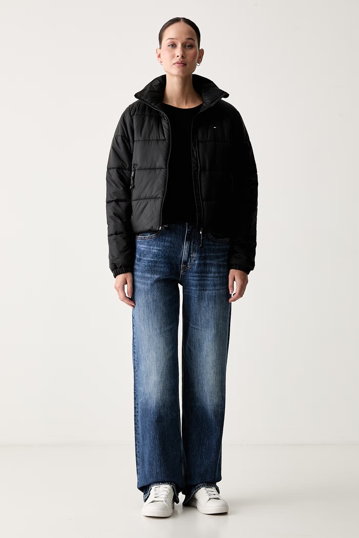 Tommy Jeans prijelazna jakna za žene DW0DW23487 crna AW26