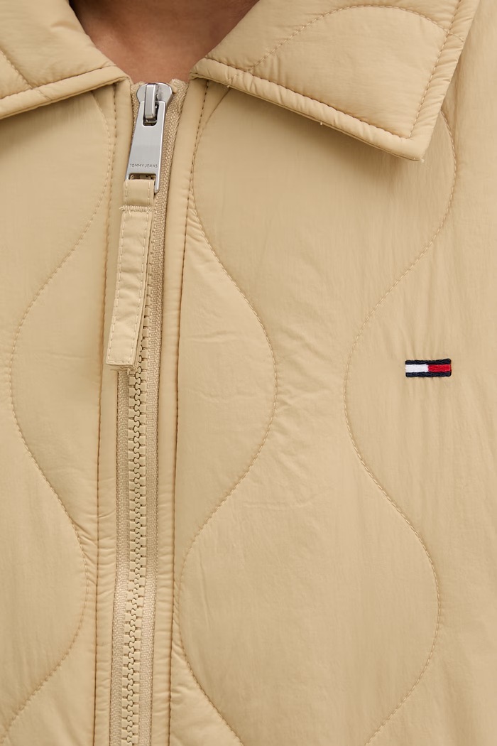 Tommy Jeans geacă de tranziție pentru femei DW0DW22909 bej