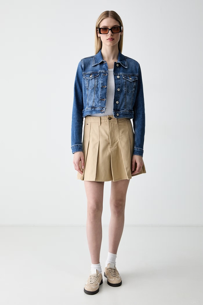 Tommy Jeans prehodna jakna ženska denim DW0DW22898 modra AW26