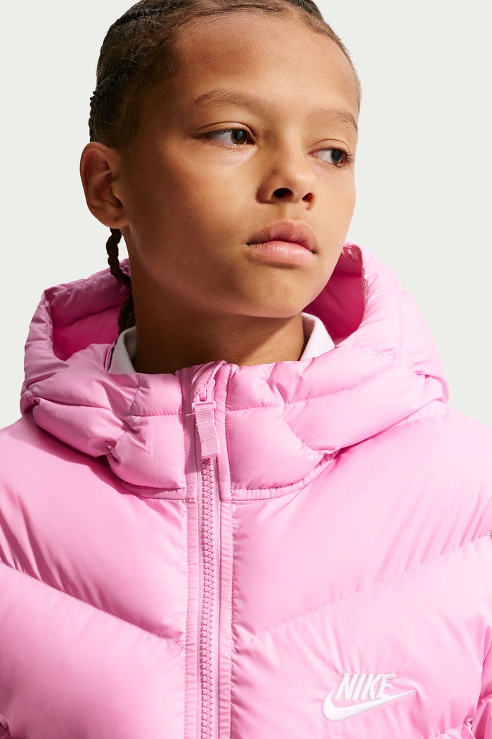 Kurtka pikowana dziecięca Nike Sportswear All Day Play Nike HQ4976 różowy