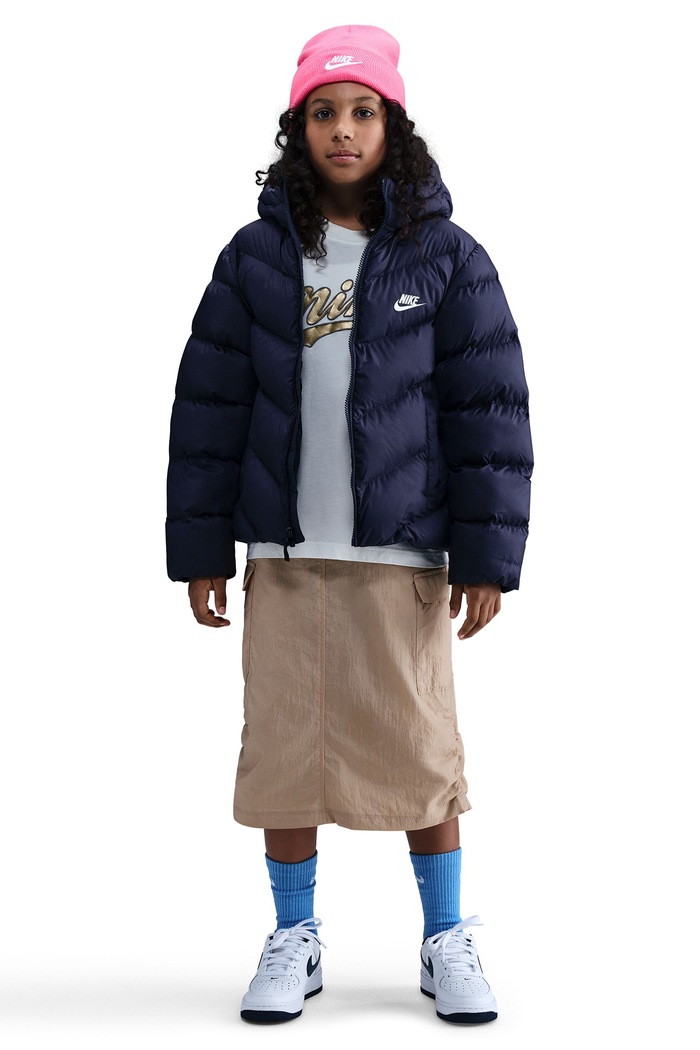 Nike Kurtka pikowana dziecięca Nike Sportswear All Day Play HQ4976 granatowy AW26