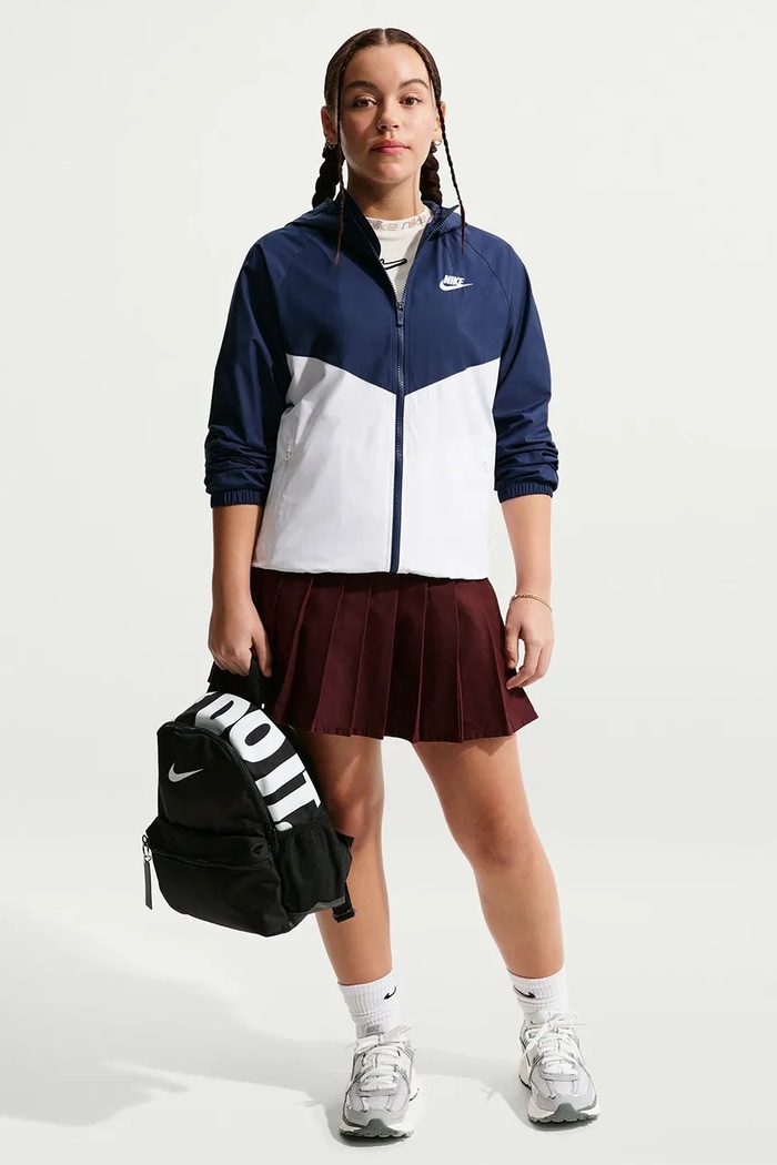 Nike Kurtka sportowa dziecięca Nike Sportswear Windrunner granatowy IF2821