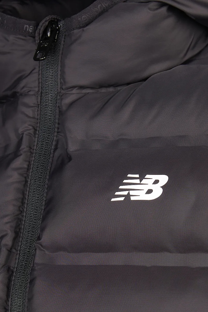 Καπιτονέ μπουφάν παιδικό New Balance LAKB0036 μαύρο