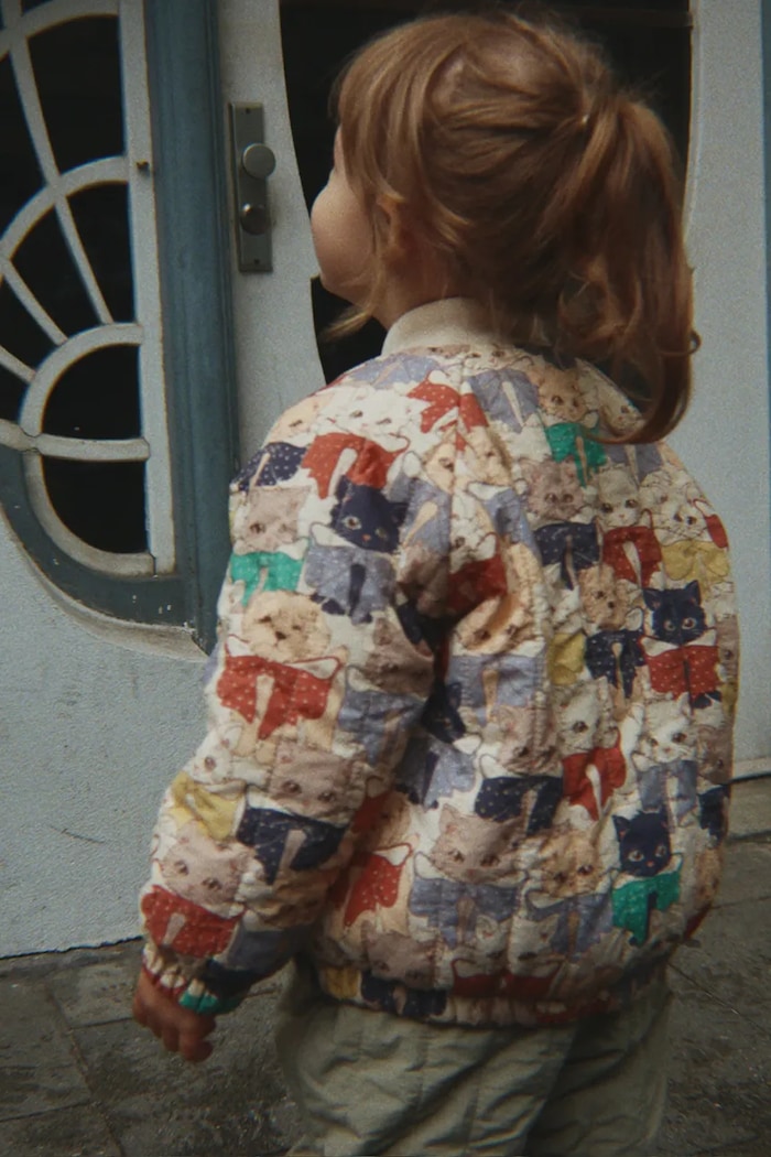 Konges Sløjd Bomberka dziecięca JUNO PRINTED BOMBER JACKET beżowy KS105731.9BY2
