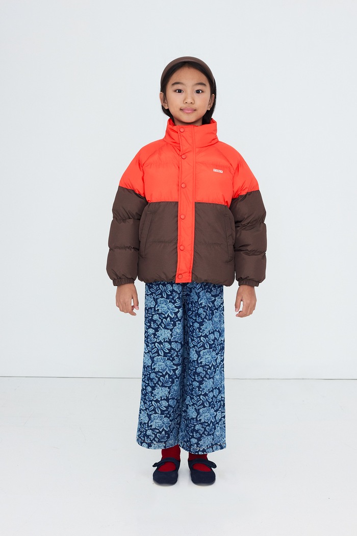 Kurtka pikowana dziecięca COLOR BLOCK SHORT PADDED JACKET Tinycottons czerwony AW26.178