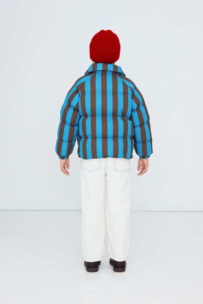 Tinycottons Kurtka pikowana dziecięca bawełniana BLUE-CACAO STRIPES SHORT PADDED JACKET AW26.045