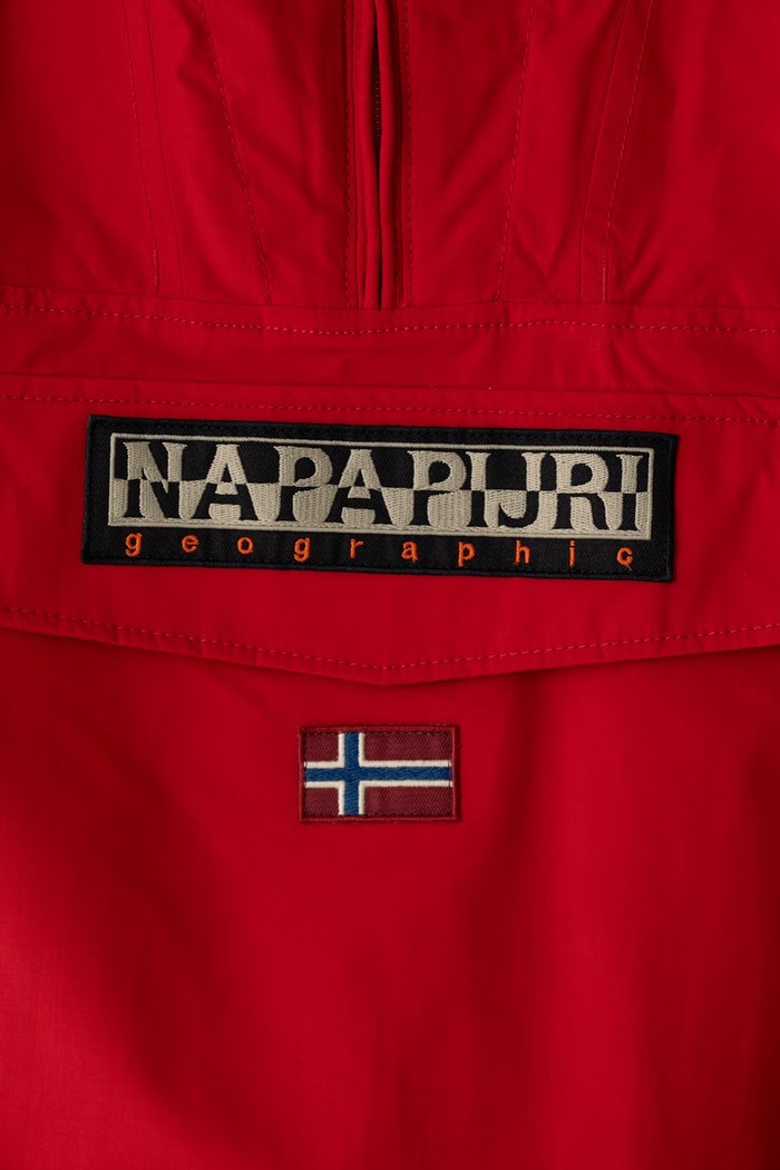 Chłopiec Napapijri Anorak dziecięcy RAINFOREST WI 2 NP0A4HHKR1F1.134.172 czerwony