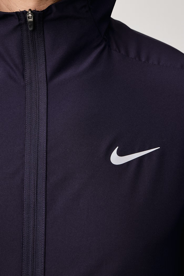 Kurtka sportowa męska Form Dri-FIT Nike fioletowy FB7482.525