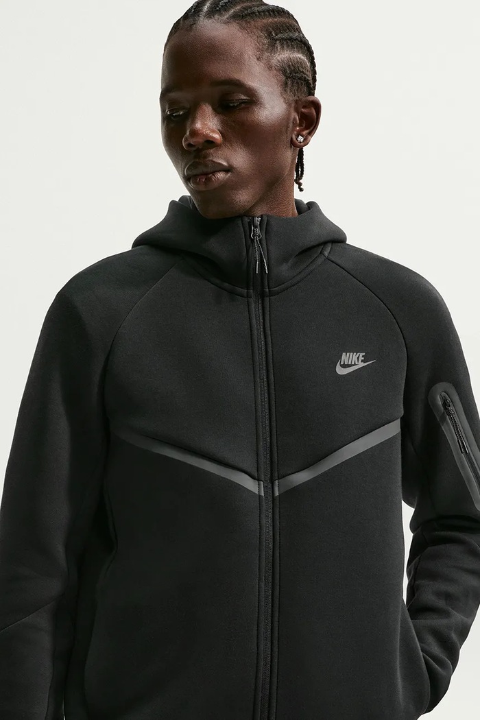 Bluza rozpinana z kapturem męska Tech Windrunner Nike Sportswear HV0949.010 czarny