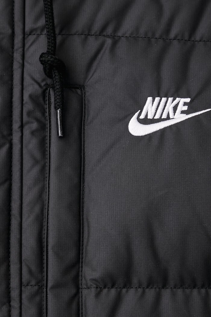 Kurtka puchowa męska Club Therma-FIT Nike Sportswear czarny IB2973.010