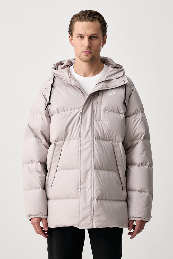 Nike Sportswear Kurtka puchowa męska Club Therma-FIT beżowy IB2973.211