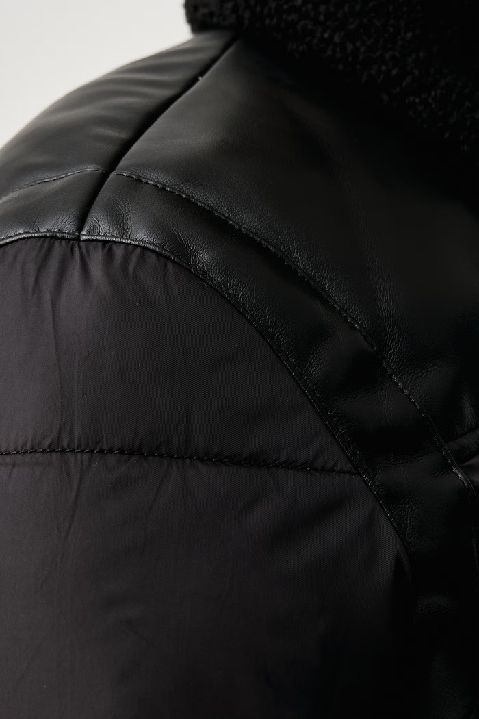 Krátka bunda pánska Guess čierna M6BL23.W4134