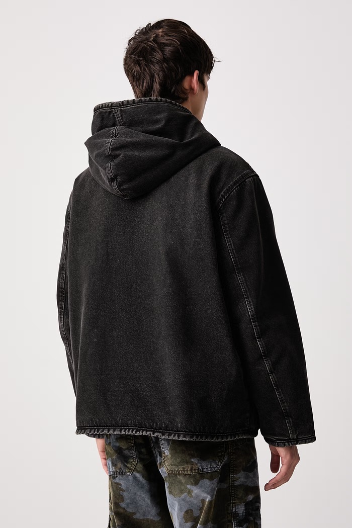 Odjeća Levi's Dvostrana jakna za muškarce DECK HOODIE SHERPA 007S7 crna