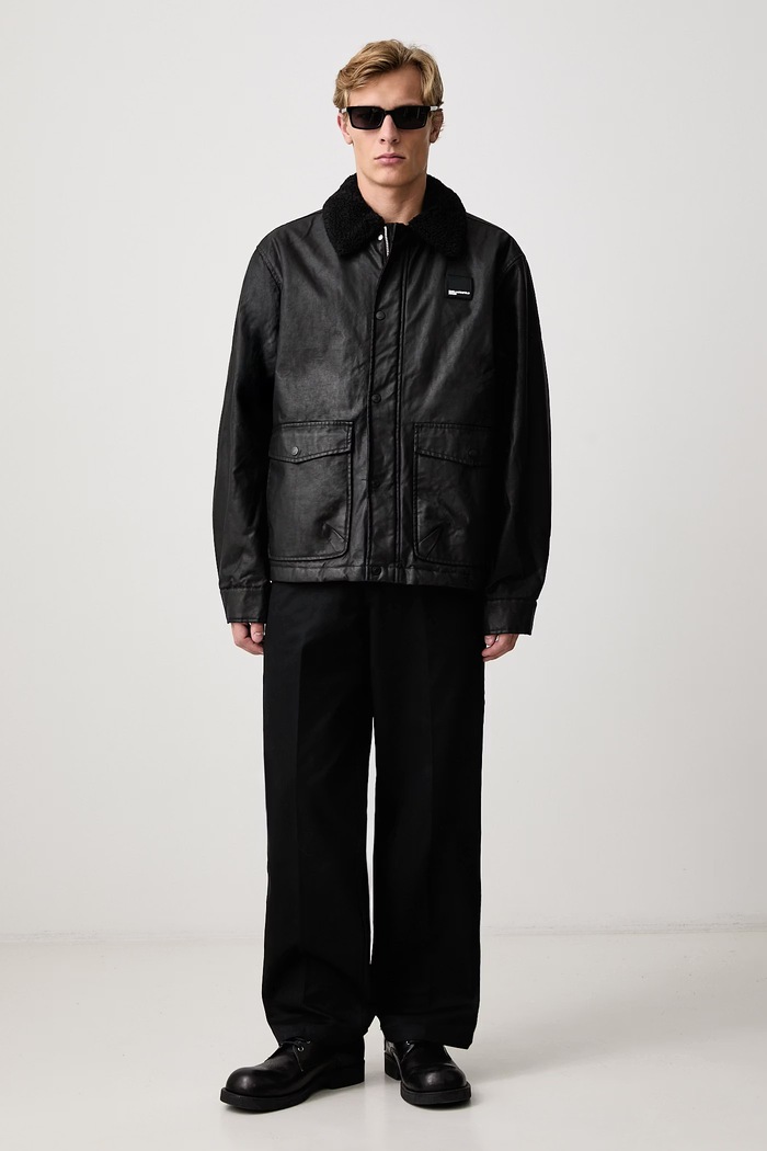 Karl Lagerfeld Jeans Přechodová bunda pánská voskovaná B4M14022 černá AW26