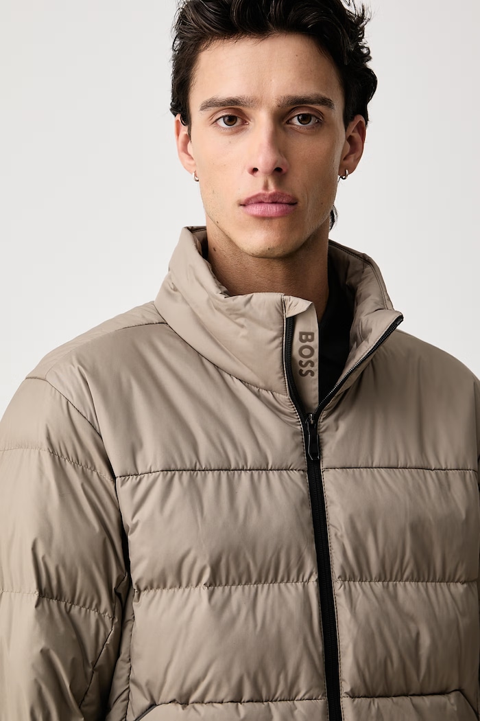 BOSS Green přechodová bunda pánská OW_Urbanex Puffer béžová 50569136