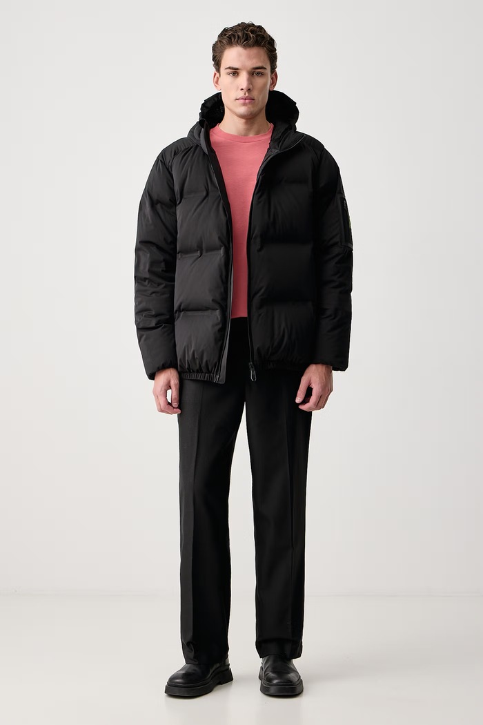BOSS Green Puhovka moška OW_Quiltek Puffer HD 50565213 črna AW26
