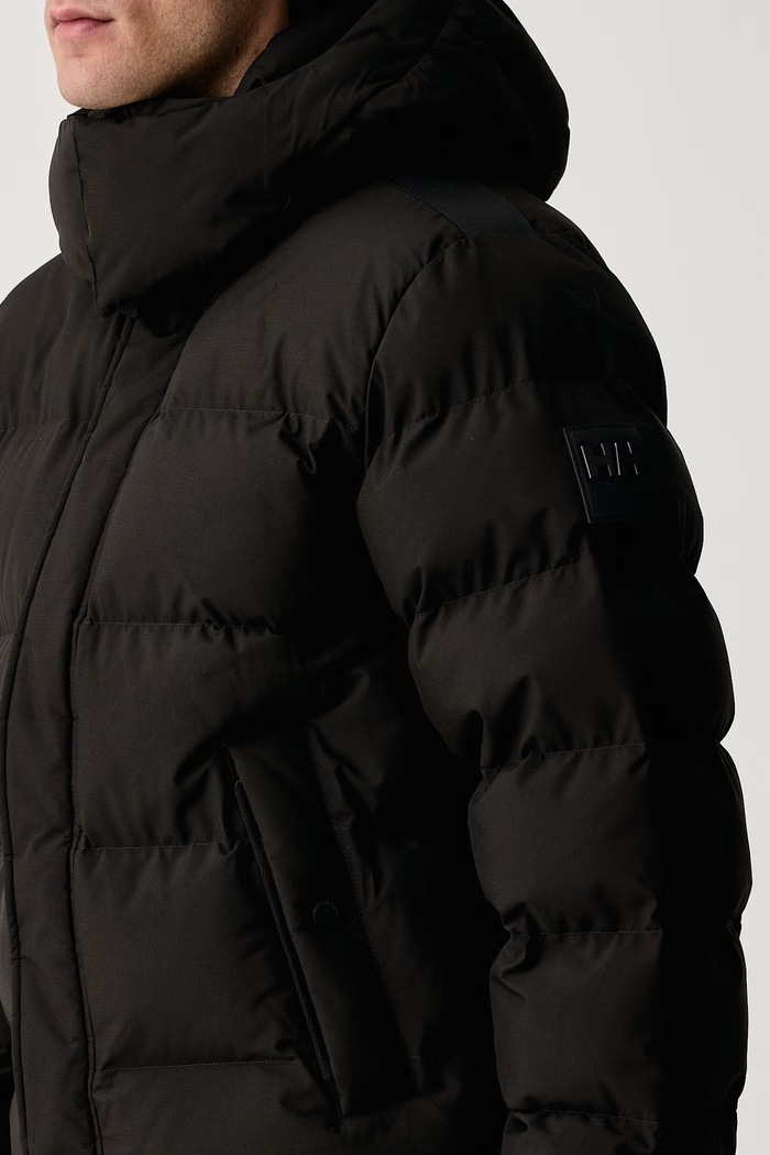 Kurtka zimowa męska SAXON PEAK Helly Hansen czarny 54603.990
