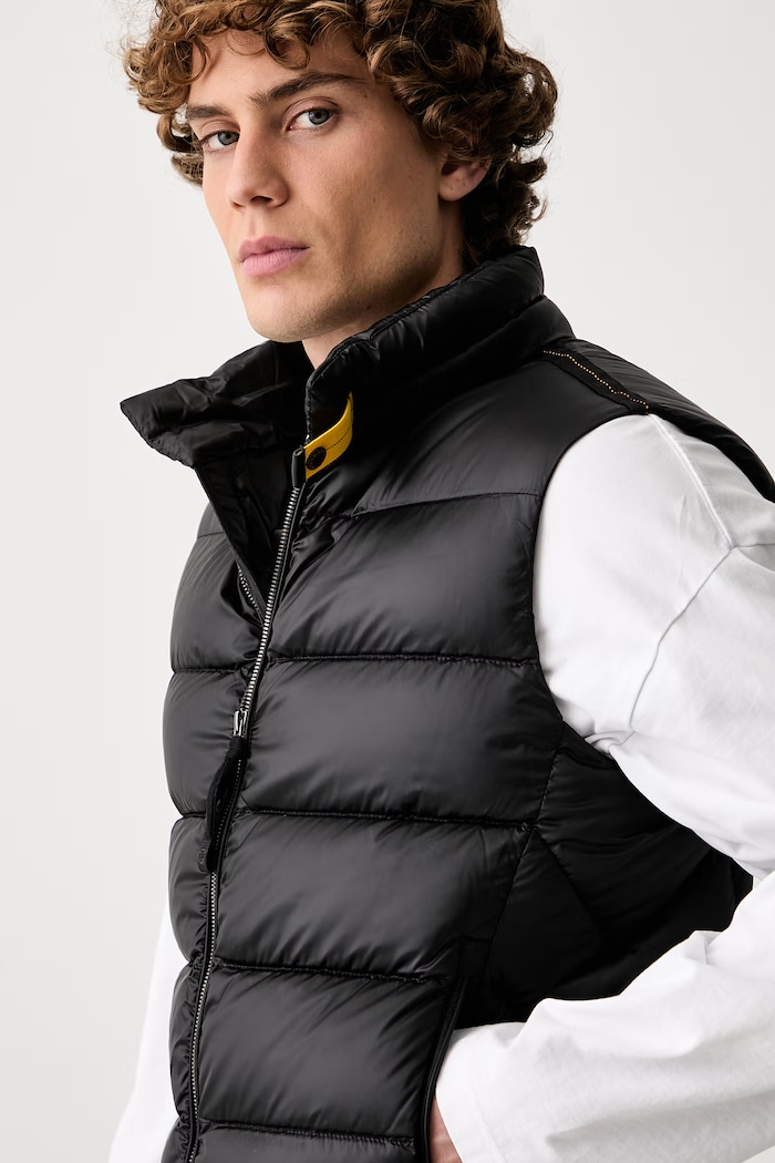 Parajumpers bezrękawnik puchowy męski JEORDIE czarny PMPUSX010541