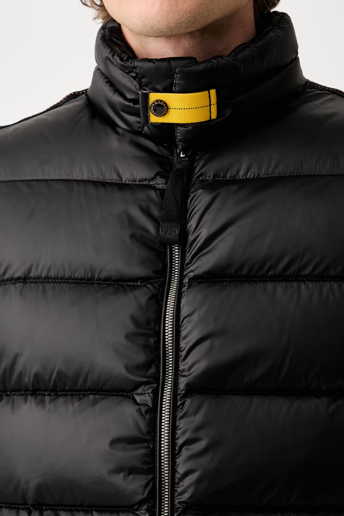 Parajumpers bezrękawnik puchowy męski JEORDIE PMPUSX010541 czarny
