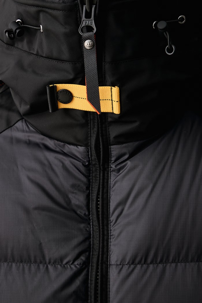 Kurtka puchowa męska TYRIK Parajumpers czarny PMPUEN020541