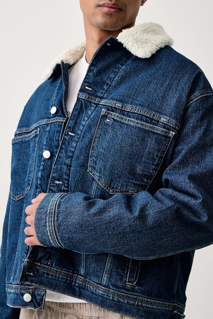 Krótka kurtka męska jeansowa Tommy Jeans DM0DM23485 granatowy