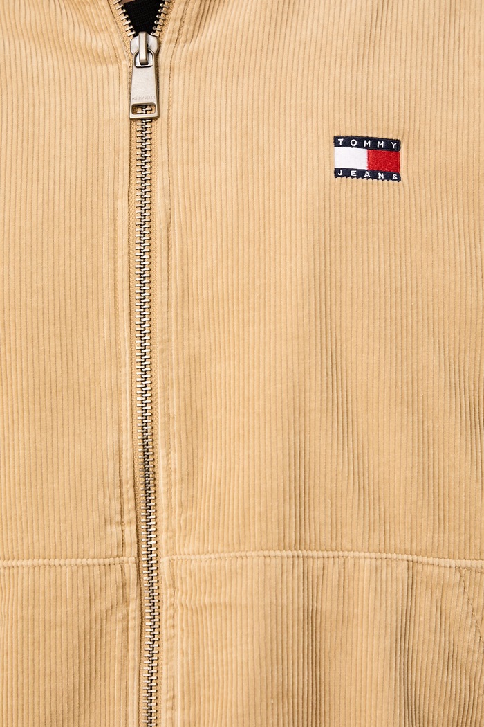 Късо яке мъжко от джинс Tommy Jeans бежов DM0DM23610