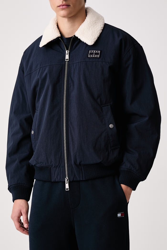 Prehodna jakna moška Tommy Jeans DM0DM23499 mornarsko modra