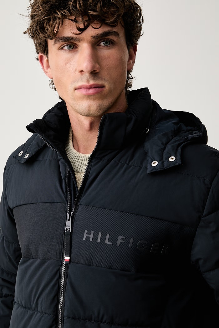 Tommy Hilfiger jakna moška mornarsko modra MW0MW45273