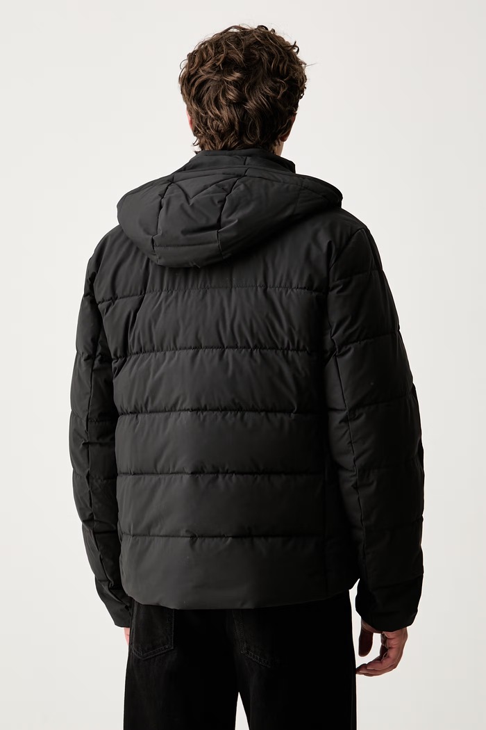 Oblačila Tommy Hilfiger jakna moška MW0MW45273 črna