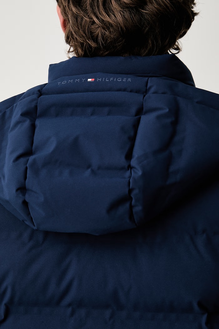 Tommy Hilfiger jakna moška MW0MW44977 mornarsko modra
