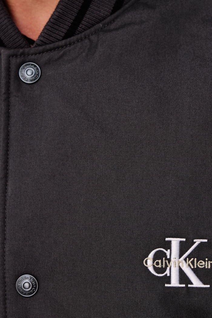Преходно яке мъжко Calvin Klein Jeans сив LV04RH407G