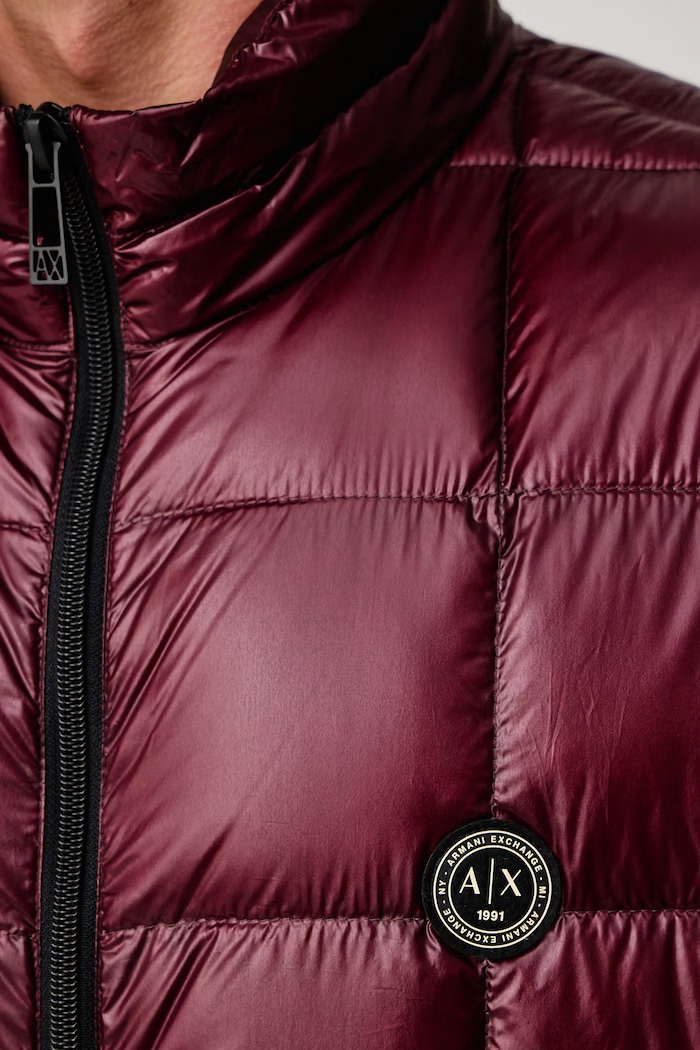 Prsluk za muškarce Armani Exchange bordo XM003475.AF23755