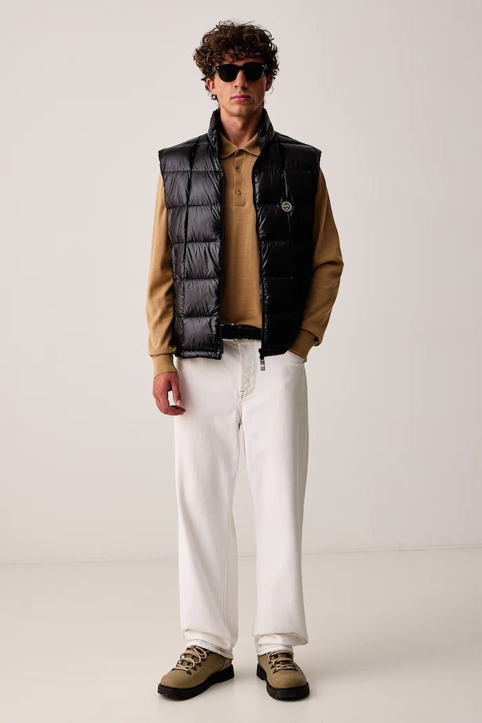 Armani Exchange Vesta pánska XM003475.AF23755 čierna AW26