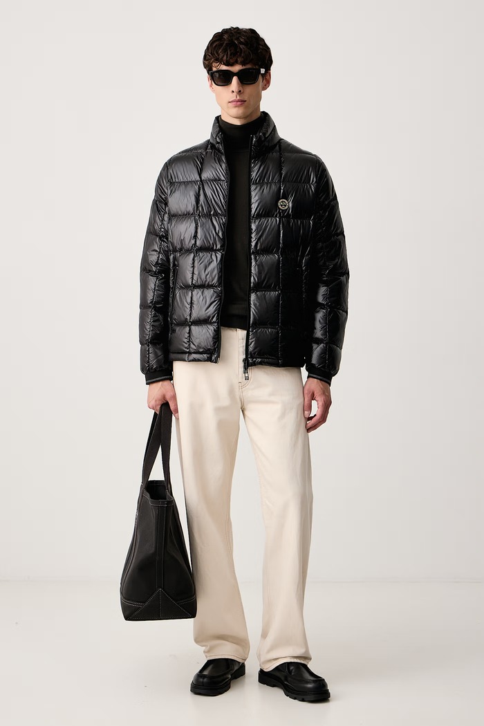 Armani Exchange Giacca piumino da uomo XM003474.AF23755 nero AW26