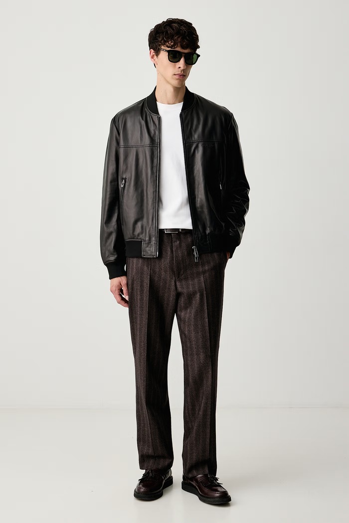 Armani Exchange Куртка-бомбер чоловіча шкіряна XM003354.AF27323 чорний AW26