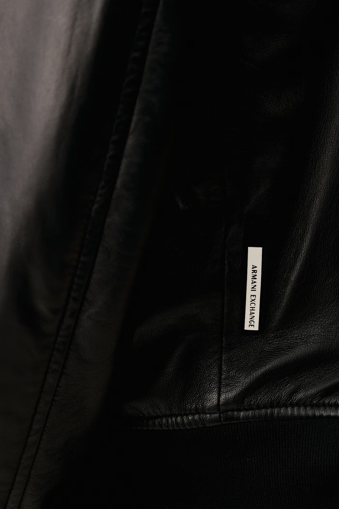 Куртка-бомбер чоловіча шкіряна Armani Exchange чорний XM003354.AF27323