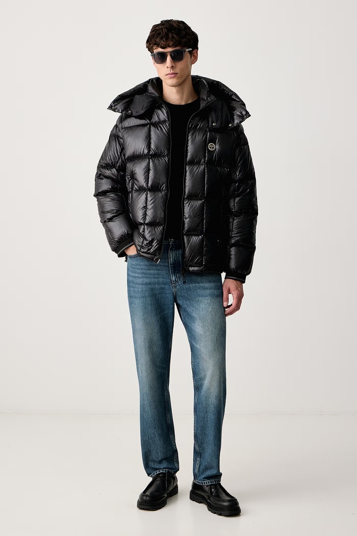 Armani Exchange Pernata jakna za muškarce XM003344.AF23755 crna AW26