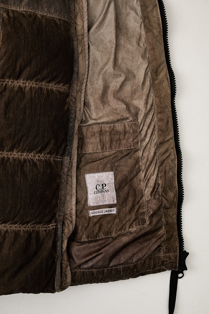 C.P. Company kurtka puchowa męska 21CMOW115A006369S