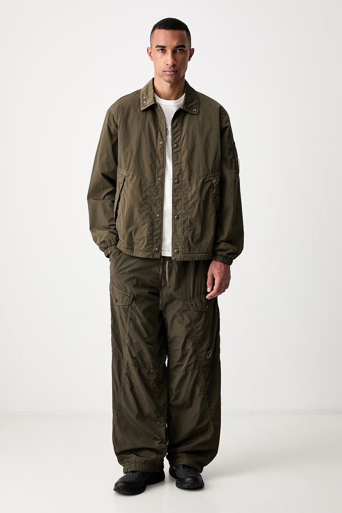 C.P. Company krótka kurtka męska 21CMOW044A110535G zielony AW26