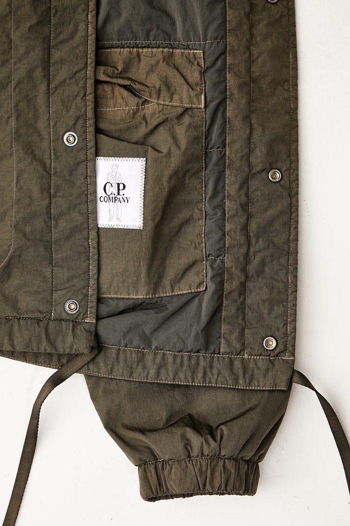 C.P. Company krótka kurtka męska 21CMOW044A110535G