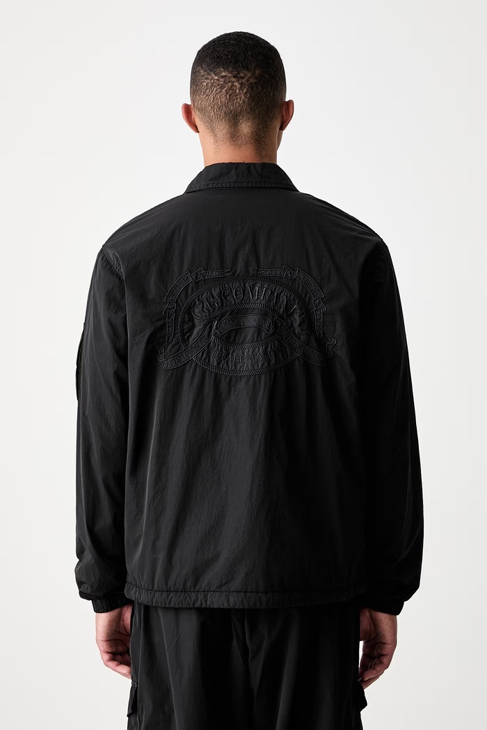 C.P. Company krótka kurtka męska czarny 21CMOW044A110535G