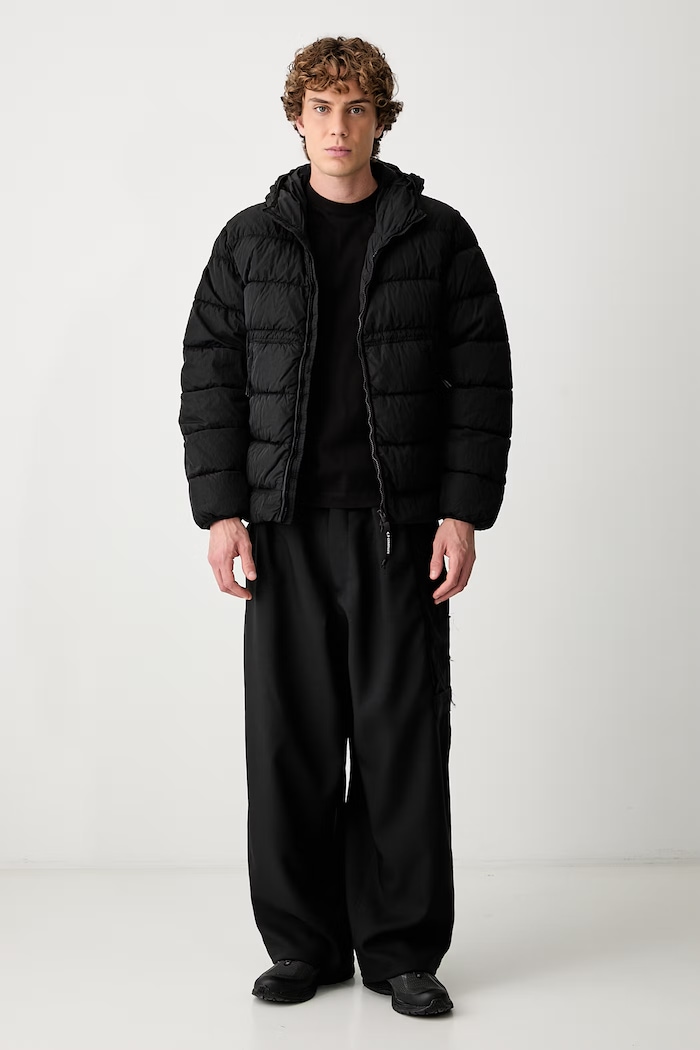 C.P. Company kurtka puchowa męska 21CMOW011A005904G czarny AW26