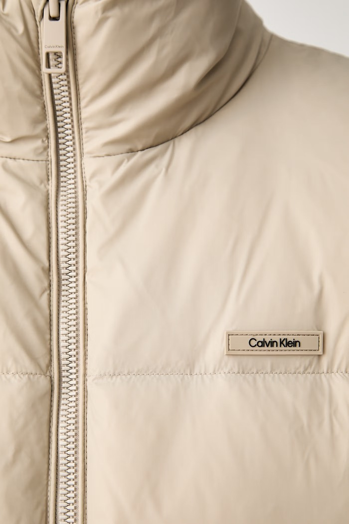 Calvin Klein péřová bunda pánská LV04LH502G béžová