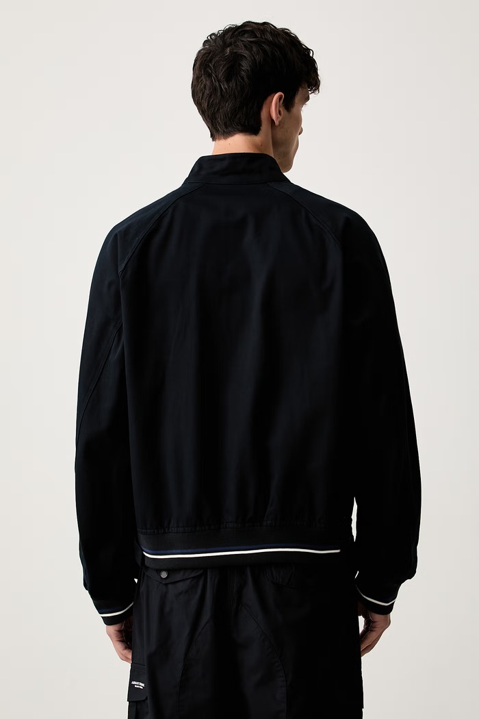 Odzież Armani Exchange kurtka przejściowa męska bawełniana XM002843.AF26040 granatowy