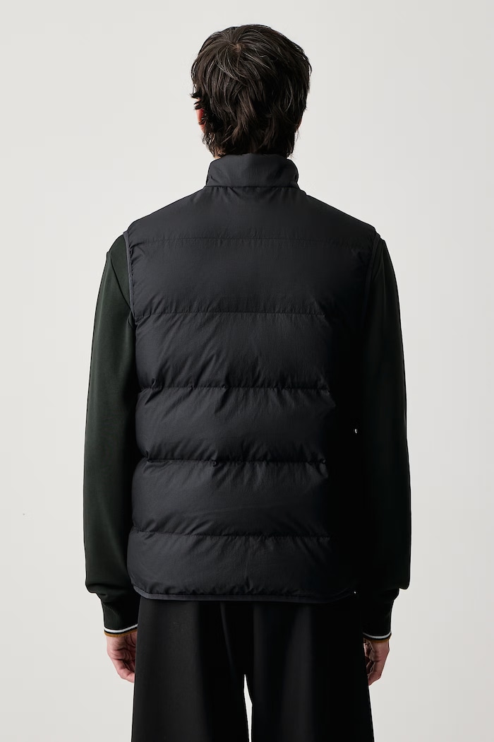 Odzież Fred Perry Bezrękawnik męski J8522.184 czarny