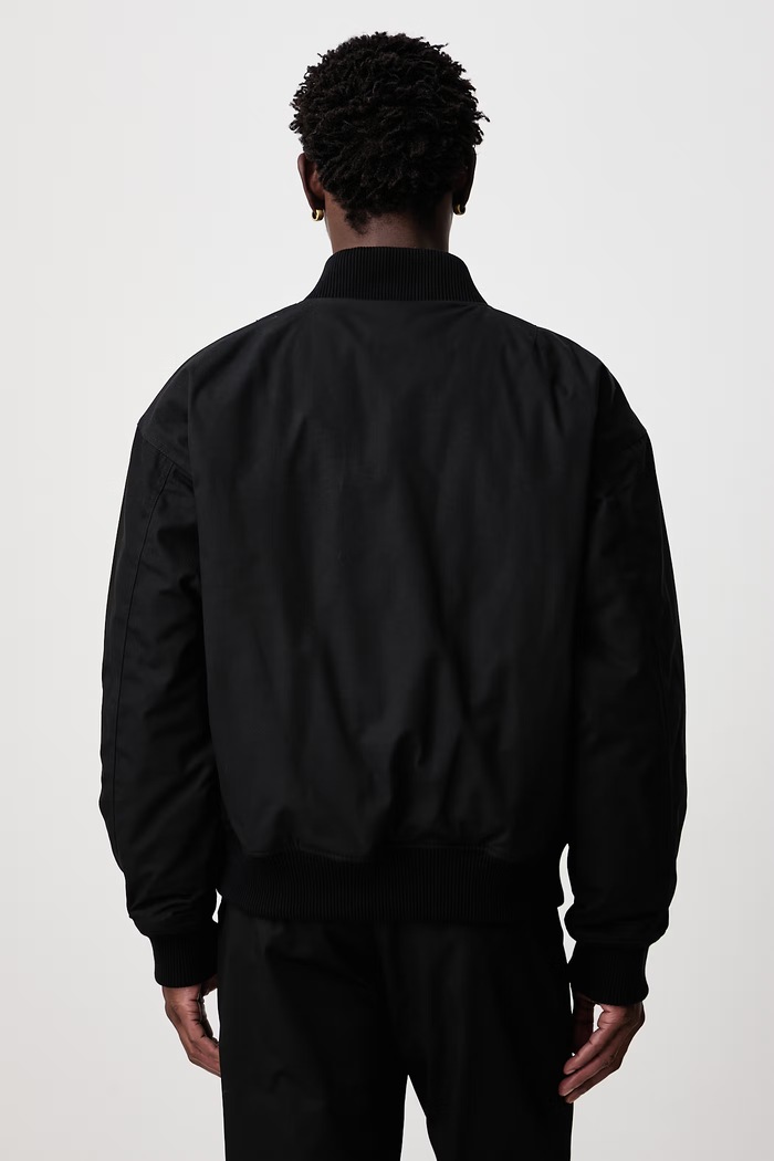 Odzież Fred Perry Bomberka męska z bawełną J3332.102 czarny