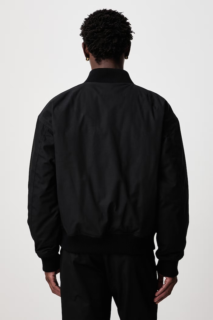 Odzież Fred Perry Bomberka męska z bawełną J3332.102 czarny