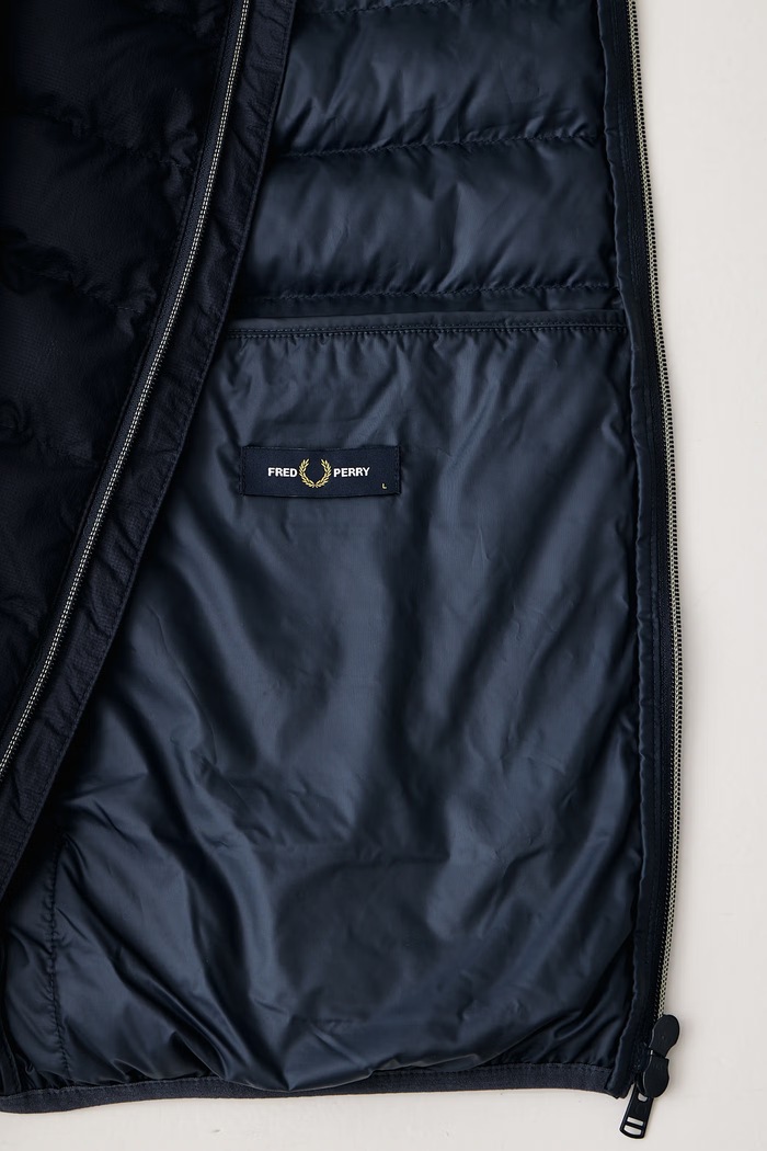 Fred Perry Kurtka pikowana męska J8553.738